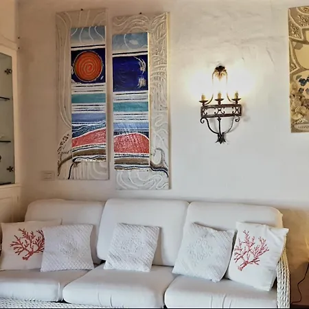 1 Minute Walk To The Beach-Breathtaking Sea Views-Private Parking-Case Mariuccia Baja Sardinia 別荘 バージャ・サルディニア